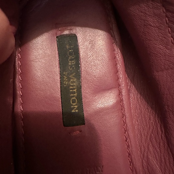 Relisted - Louis Vuitton shoes Size 9, soft Epi printed Leather Mauve Oxford Ba… - Picture 8 of 10